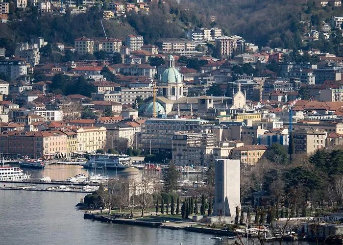 Eli فندق مبيت وإفطار كومو