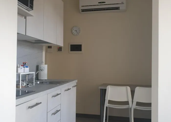 فندق مبيت وإفطار Eli كومو