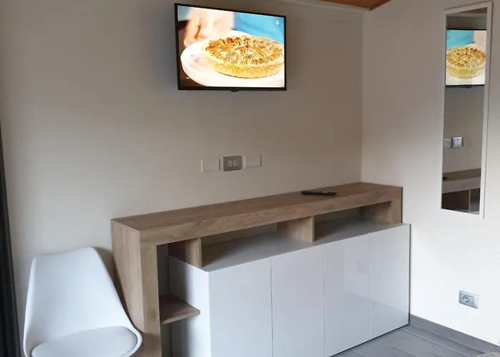 Eli فندق مبيت وإفطار